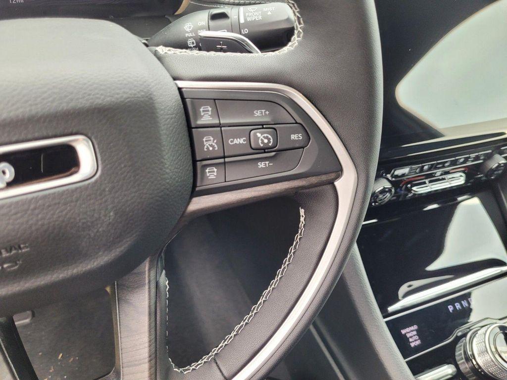 new 2025 Jeep Grand Cherokee car, priced at $44,435