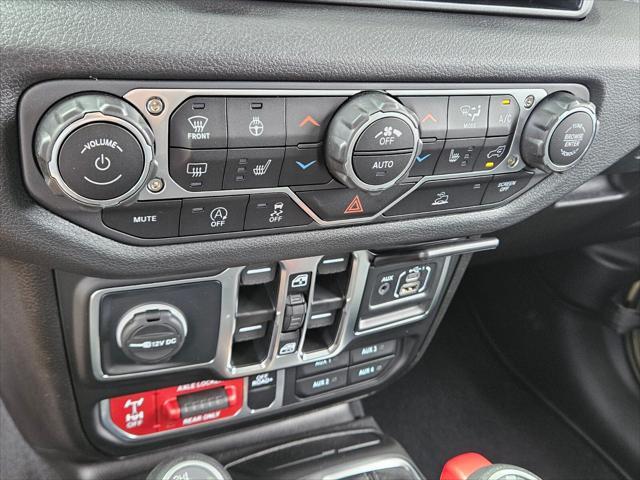 new 2025 Jeep Gladiator car, priced at $44,732