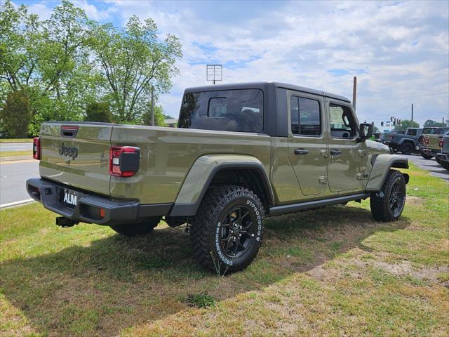 new 2025 Jeep Gladiator car, priced at $44,732