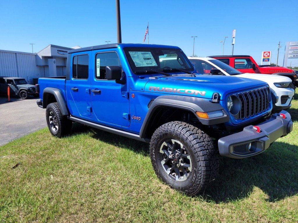 new 2025 Jeep Gladiator car, priced at $46,500