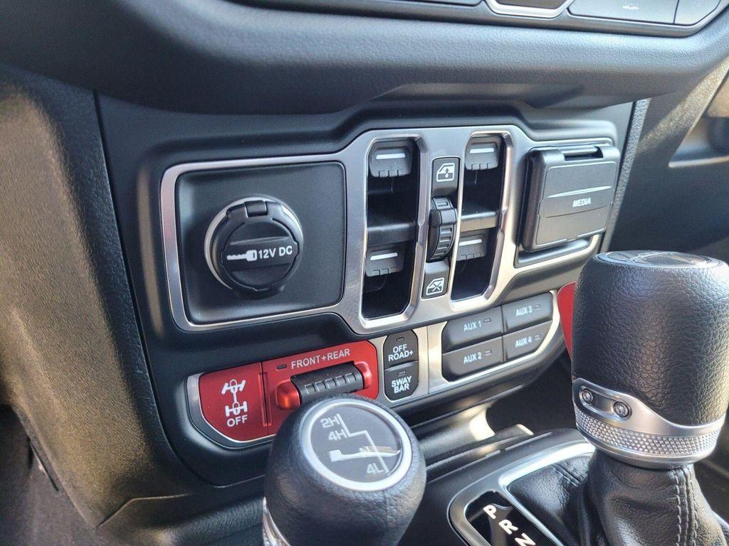 new 2025 Jeep Gladiator car, priced at $46,500