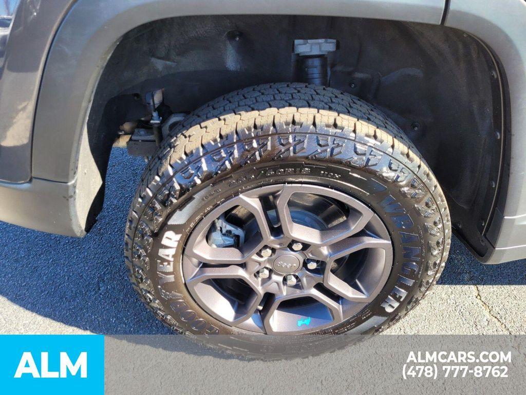 used 2024 Jeep Grand Cherokee 4xe car, priced at $37,260