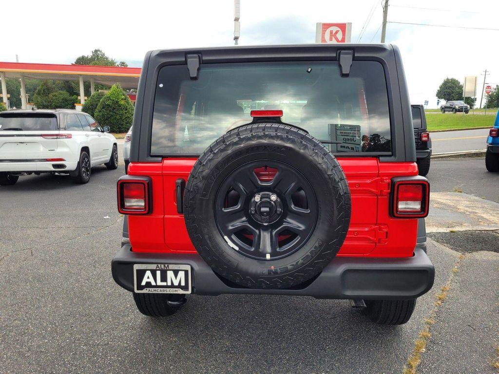 new 2025 Jeep Wrangler car, priced at $36,195