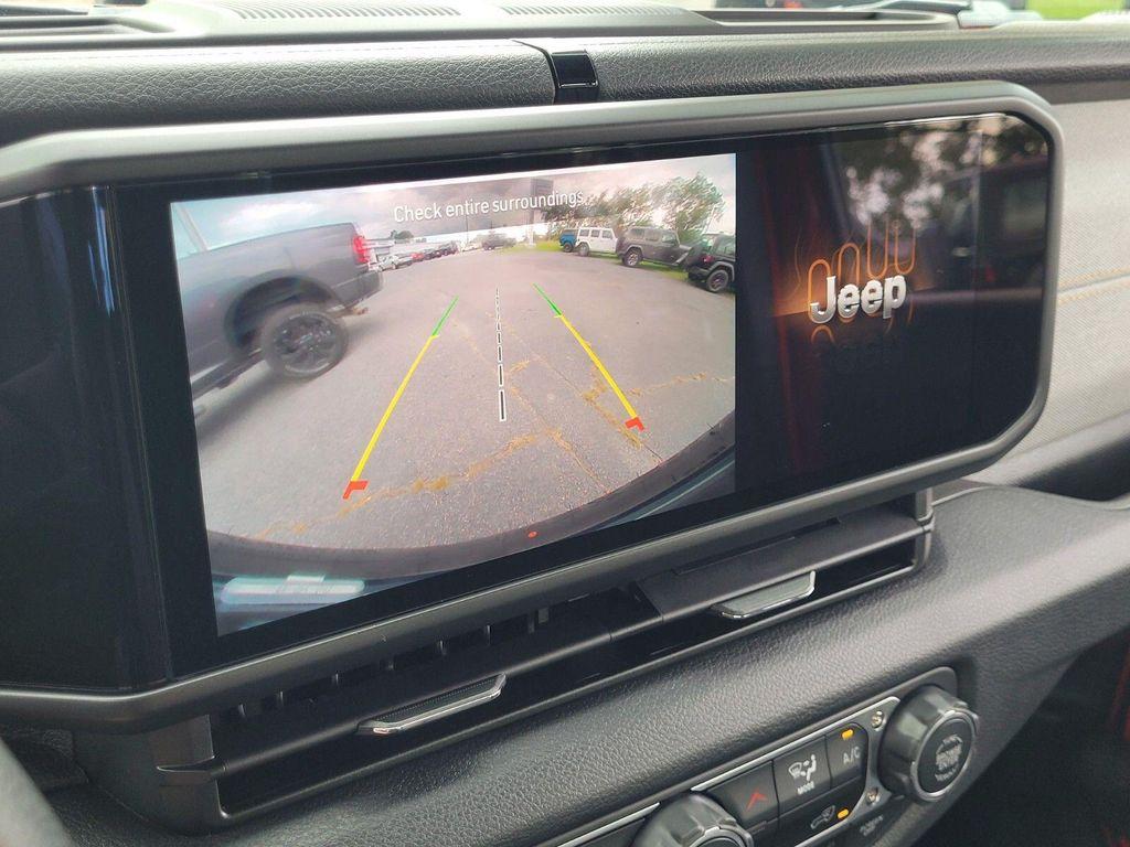 new 2025 Jeep Wrangler car, priced at $36,195