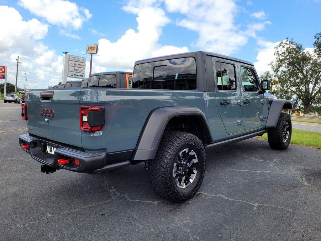 new 2025 Jeep Gladiator car, priced at $53,175