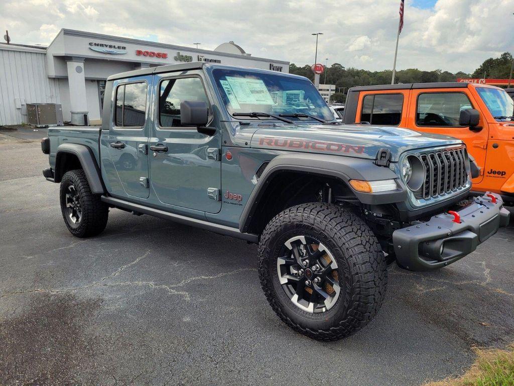 new 2025 Jeep Gladiator car, priced at $53,175