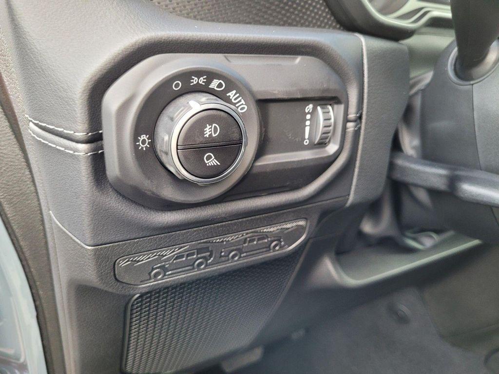 new 2025 Jeep Gladiator car, priced at $53,175