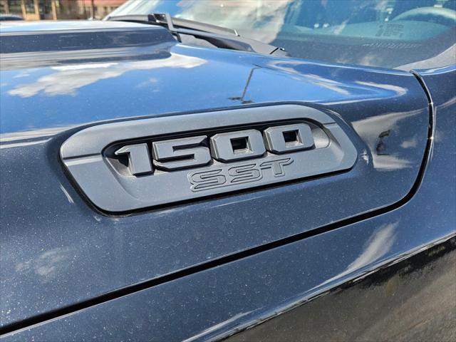 new 2025 Ram 1500 car, priced at $42,365