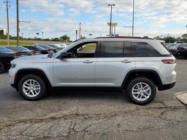 new 2024 Jeep Grand Cherokee car, priced at $35,319