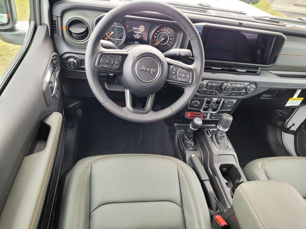 new 2025 Jeep Gladiator car, priced at $50,415