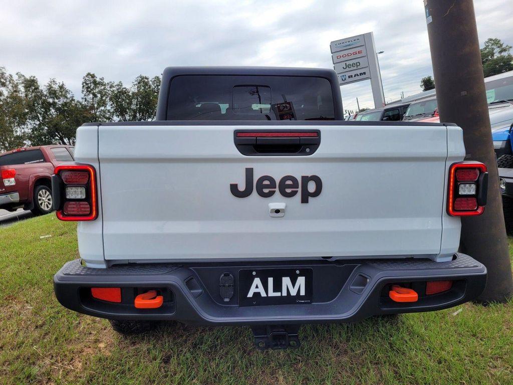 new 2025 Jeep Gladiator car, priced at $50,415