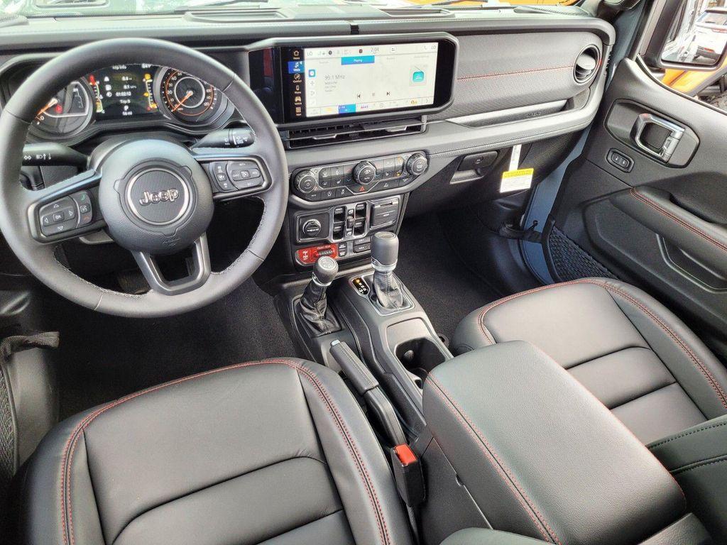 new 2025 Jeep Gladiator car, priced at $49,090