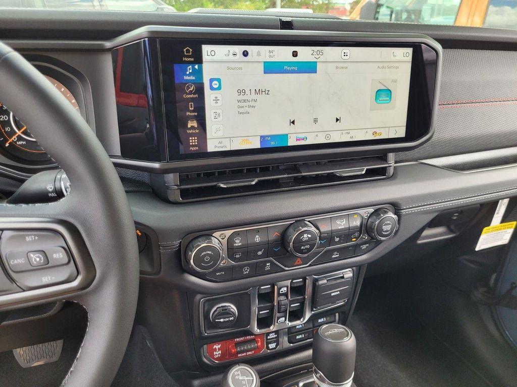 new 2025 Jeep Gladiator car, priced at $49,090