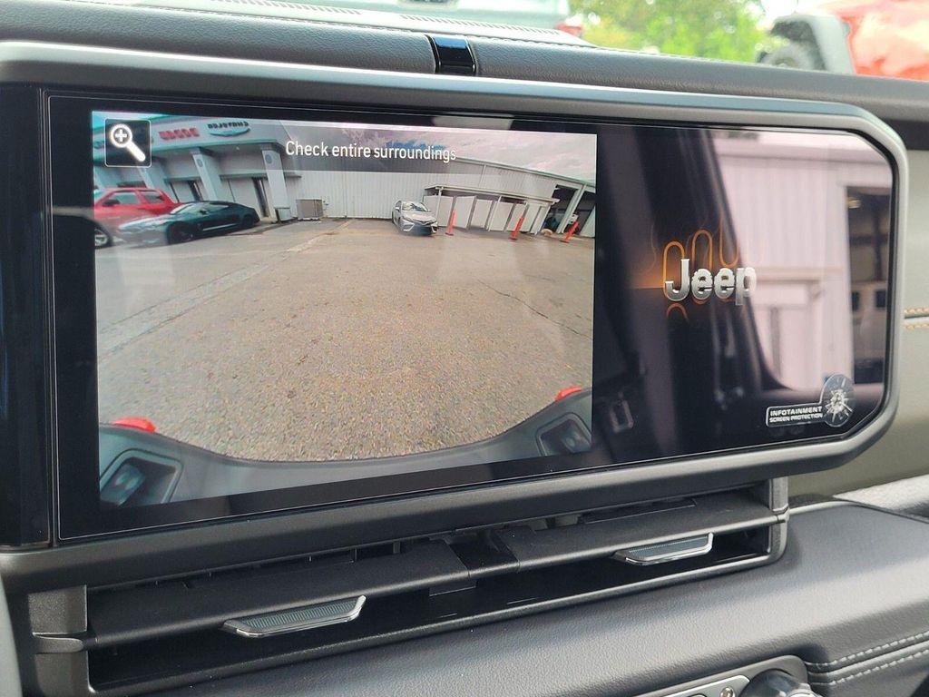 new 2025 Jeep Gladiator car, priced at $48,365