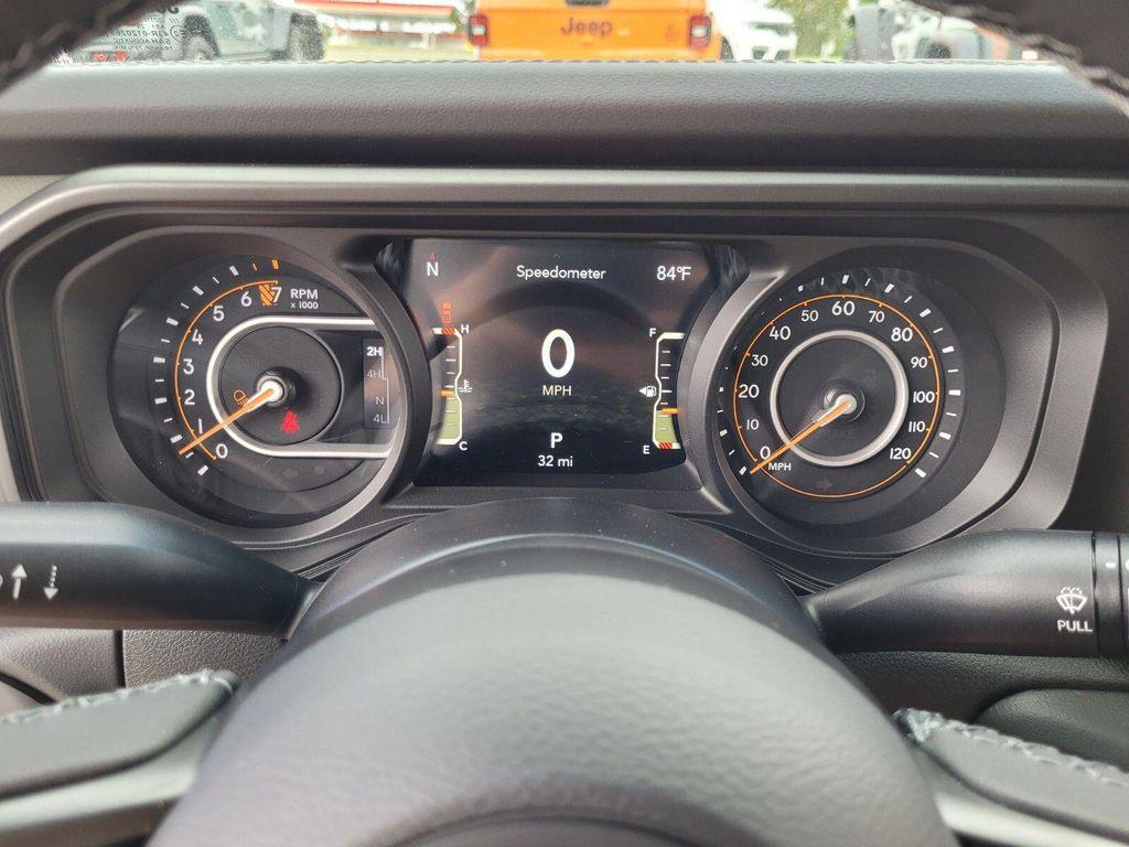 new 2025 Jeep Gladiator car, priced at $48,365