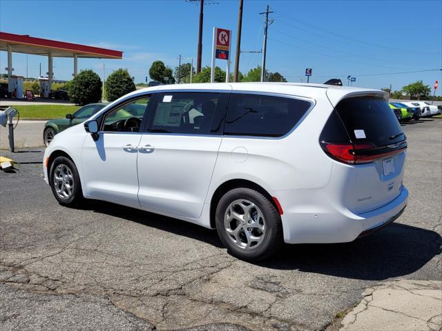 new 2024 Chrysler Pacifica car, priced at $44,490