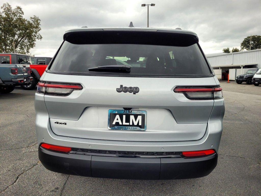 new 2025 Jeep Grand Cherokee L car, priced at $38,370