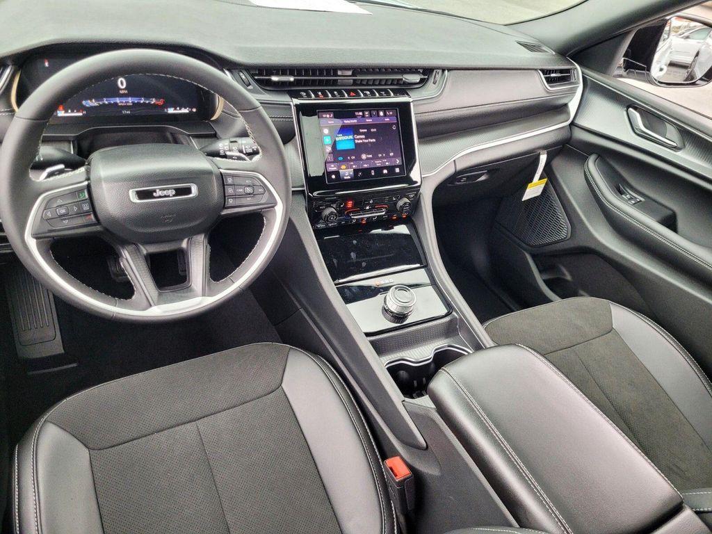 new 2025 Jeep Grand Cherokee L car, priced at $38,370