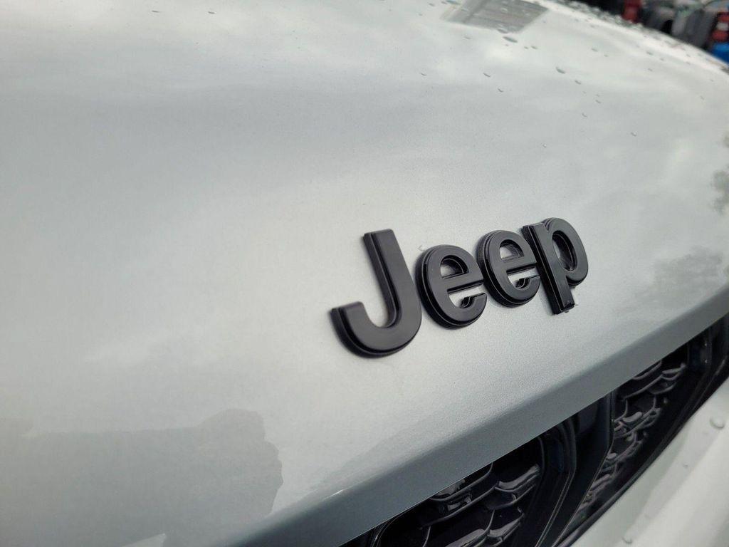 new 2025 Jeep Grand Cherokee L car, priced at $38,370