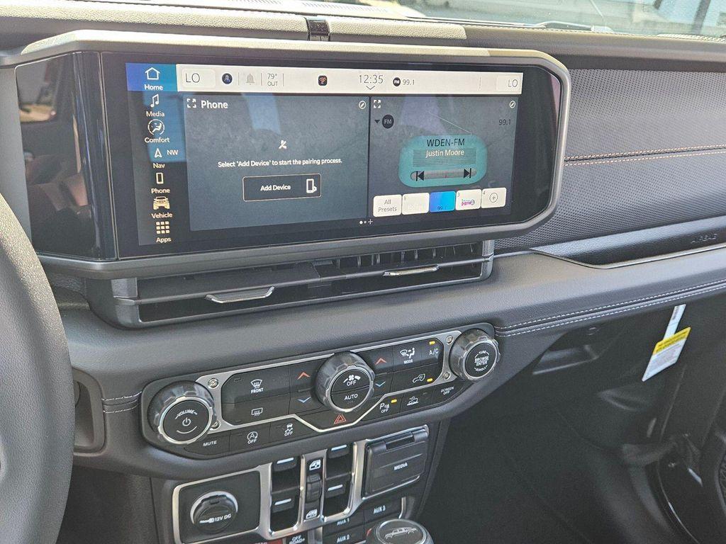 new 2025 Jeep Gladiator car, priced at $51,790