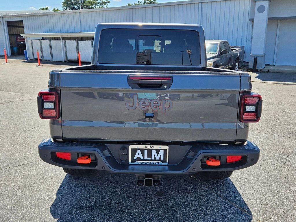new 2025 Jeep Gladiator car, priced at $51,790