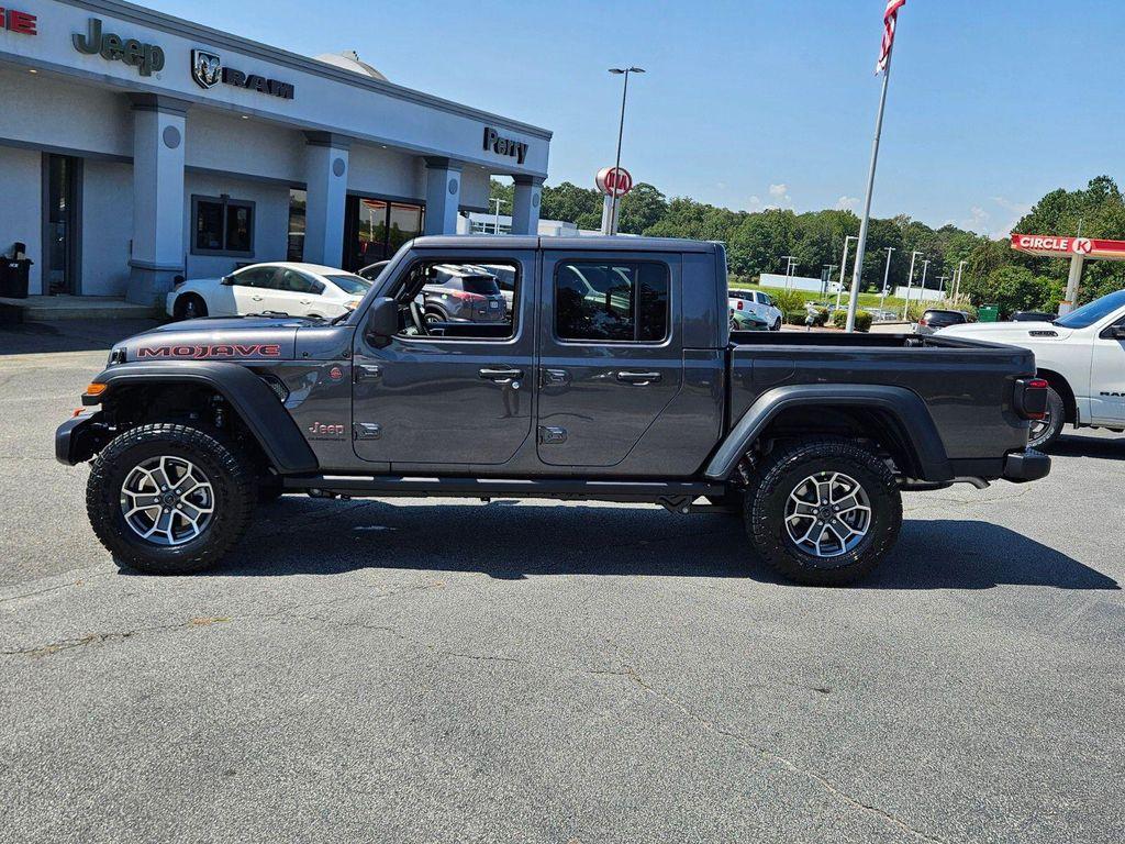 new 2025 Jeep Gladiator car, priced at $51,790