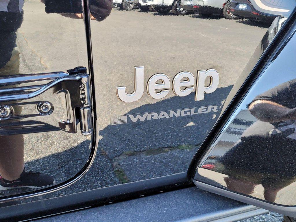 new 2025 Jeep Wrangler car, priced at $94,585