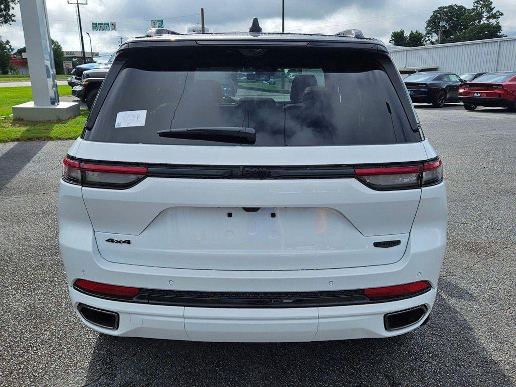 new 2025 Jeep Grand Cherokee car, priced at $56,255