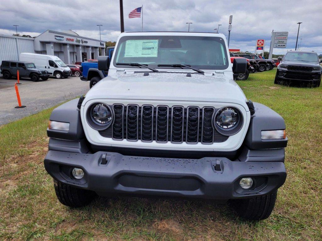 new 2026 Jeep Wrangler car, priced at $42,820