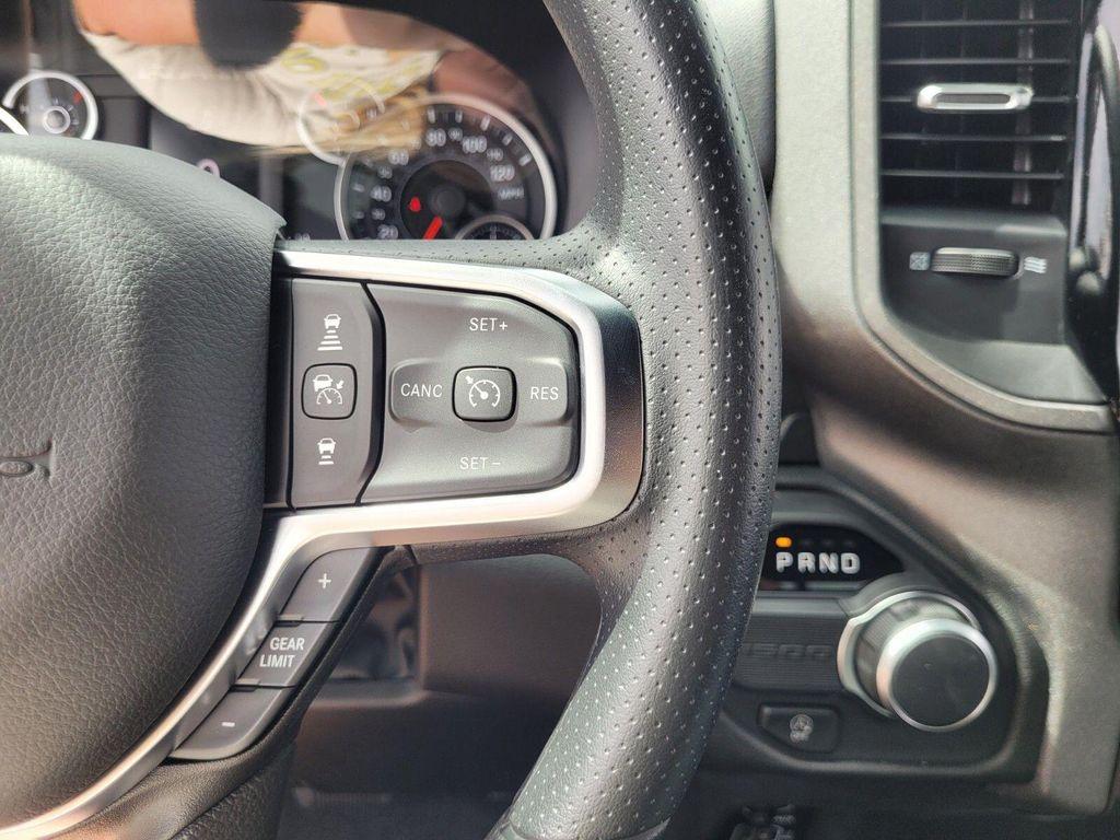 new 2025 Ram 1500 car, priced at $32,811