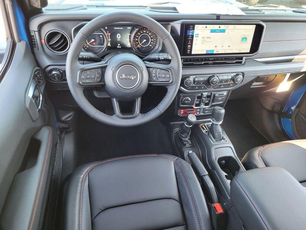 new 2025 Jeep Gladiator car, priced at $50,185