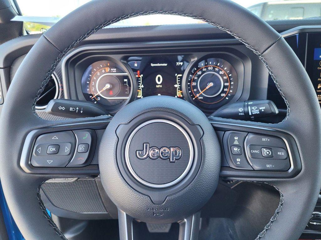 new 2025 Jeep Gladiator car, priced at $50,185