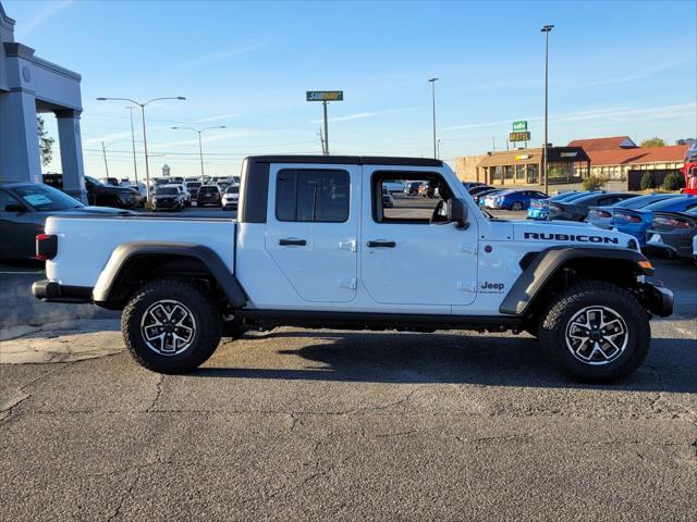 new 2024 Jeep Gladiator car, priced at $53,990