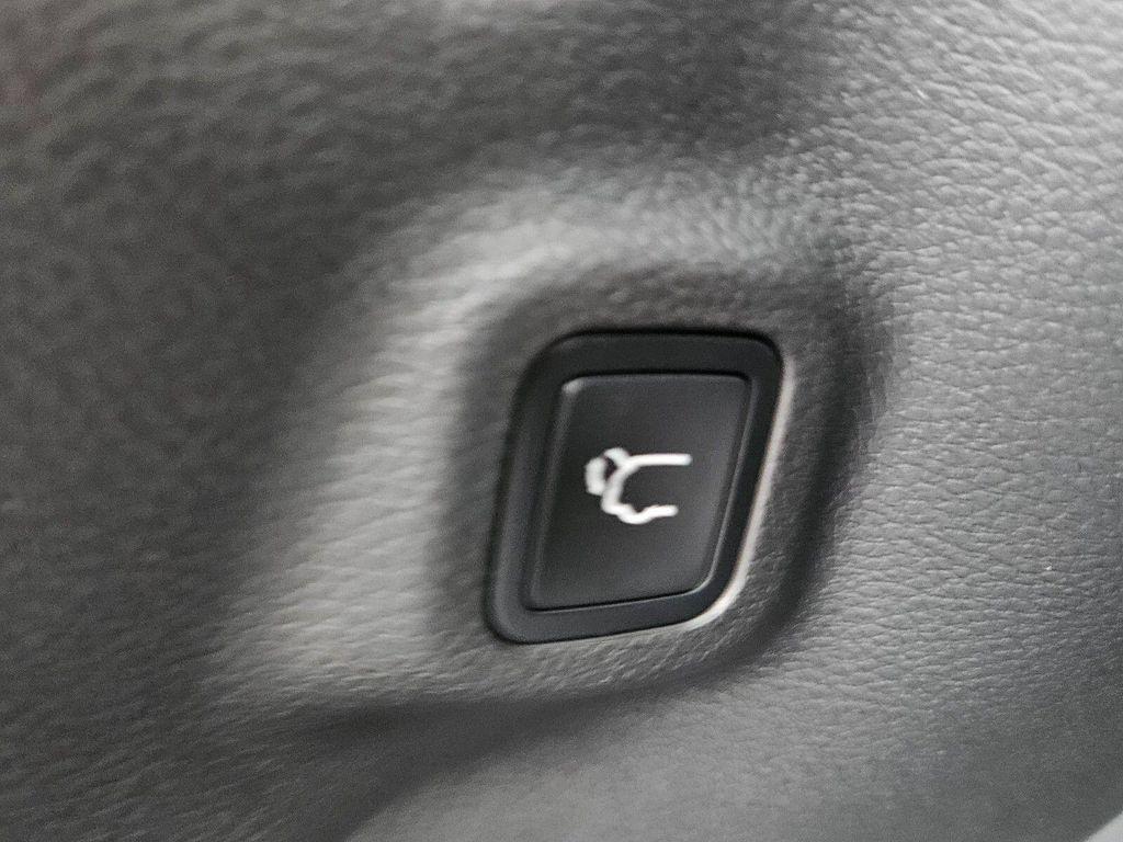 new 2025 Jeep Compass car, priced at $38,190