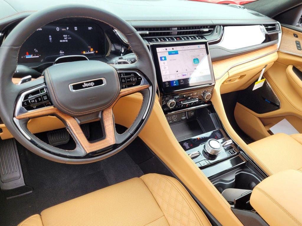 new 2025 Jeep Grand Cherokee L car, priced at $69,245