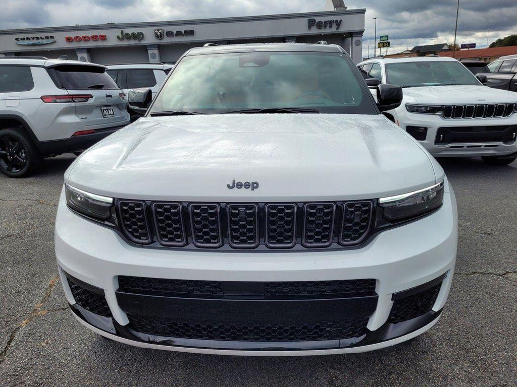 new 2025 Jeep Grand Cherokee L car, priced at $69,245