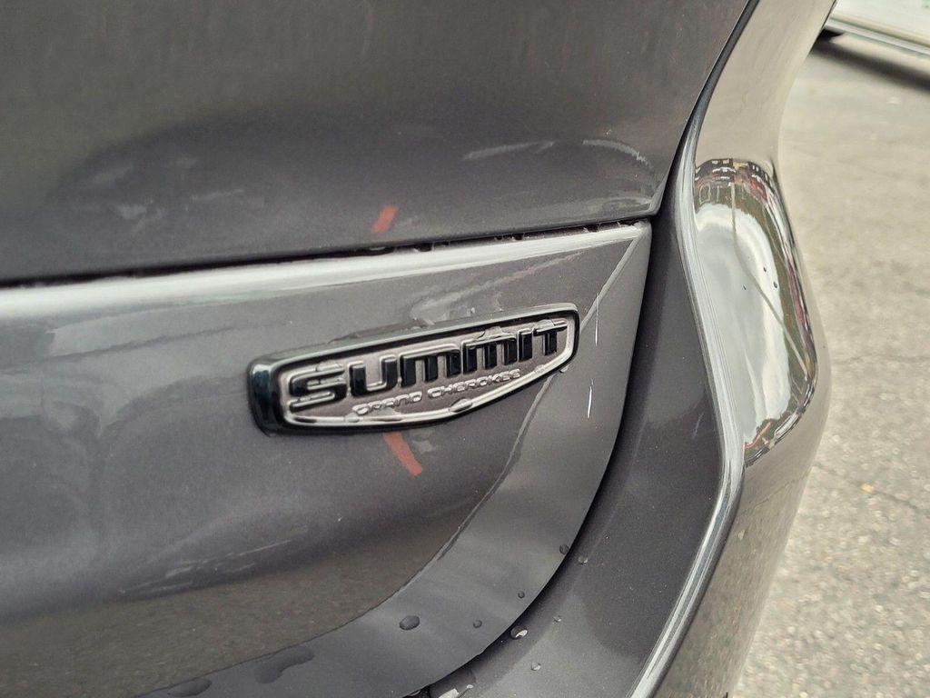 new 2025 Jeep Grand Cherokee L car, priced at $63,920