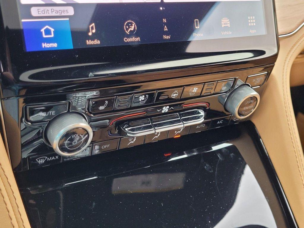 new 2025 Jeep Grand Cherokee L car, priced at $63,920