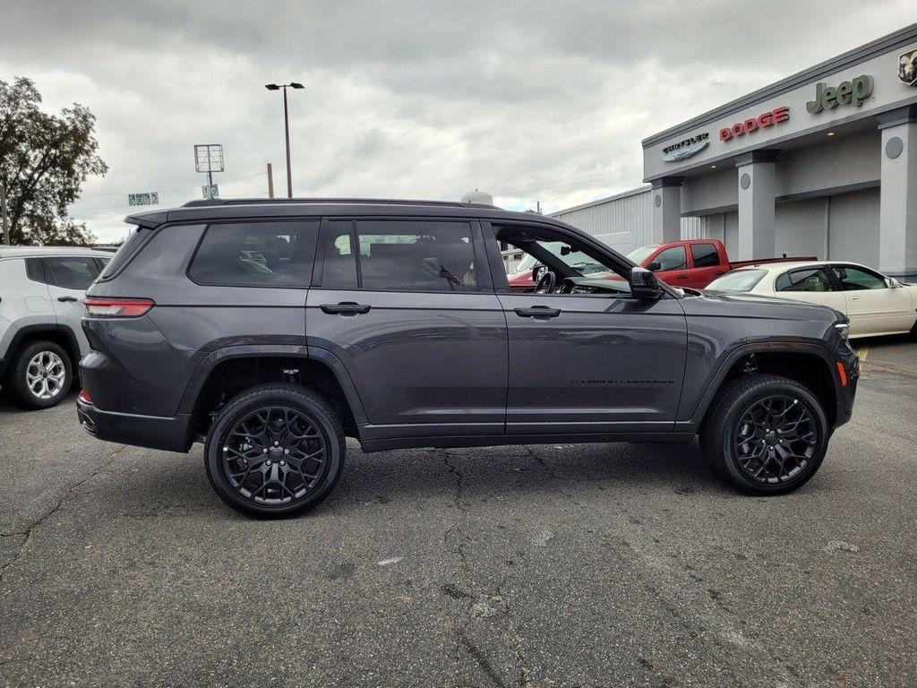 new 2025 Jeep Grand Cherokee L car, priced at $63,920