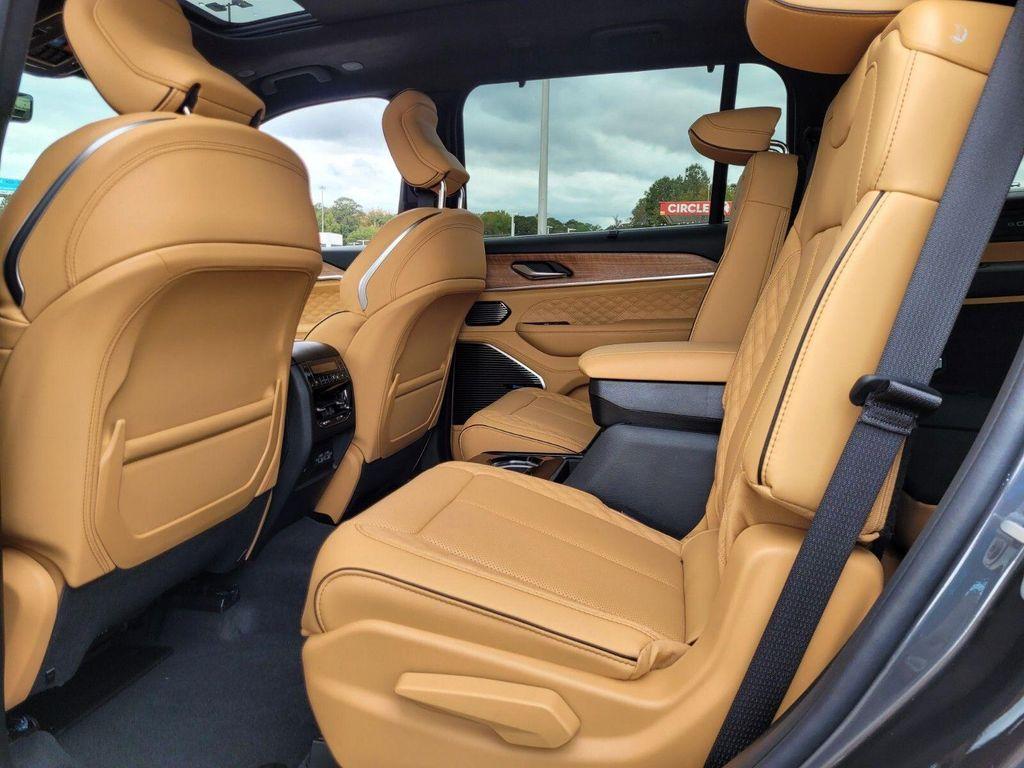 new 2025 Jeep Grand Cherokee L car, priced at $63,920