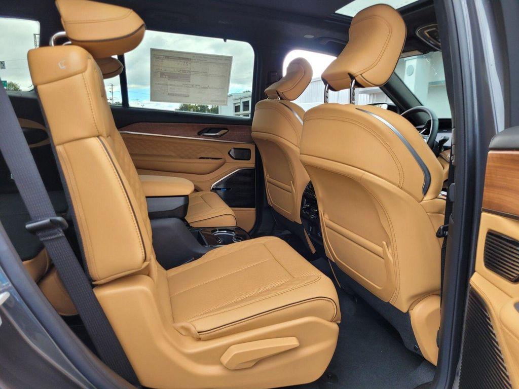 new 2025 Jeep Grand Cherokee L car, priced at $63,920