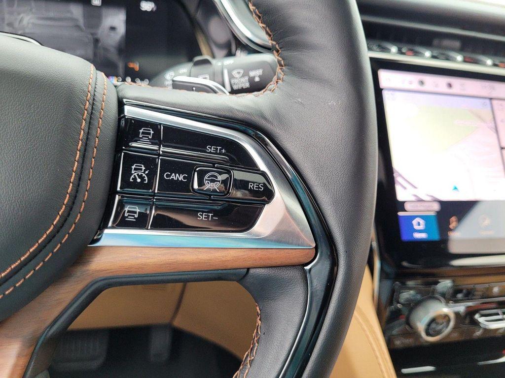 new 2025 Jeep Grand Cherokee L car, priced at $63,920