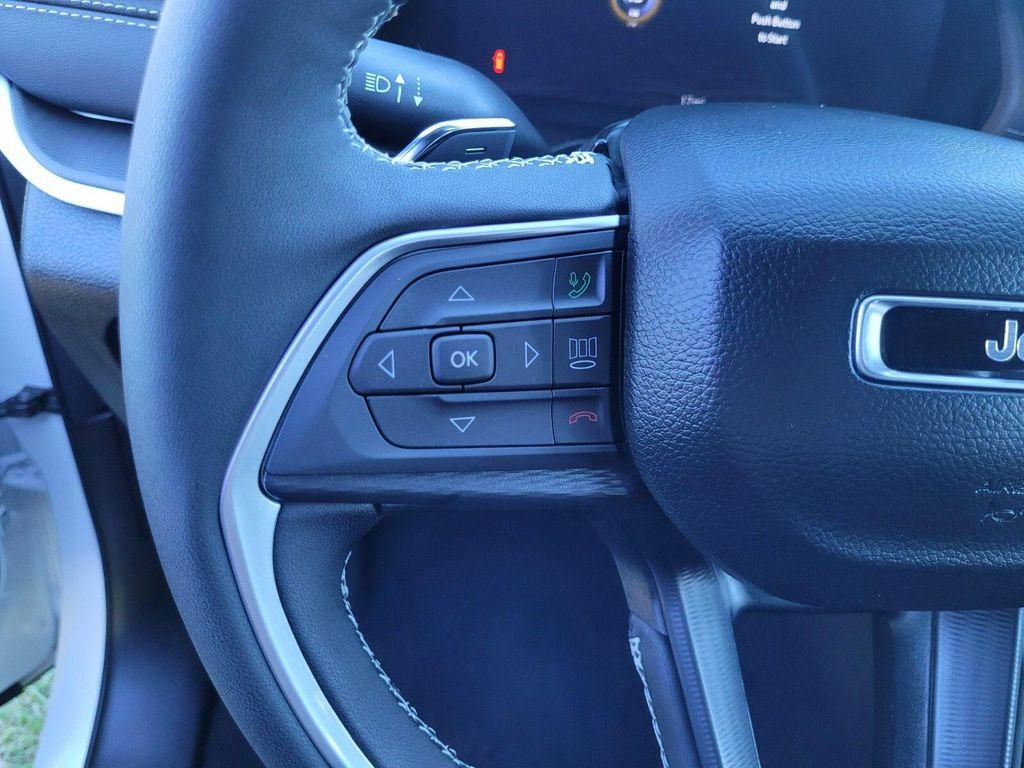 new 2025 Jeep Grand Cherokee L car, priced at $40,780