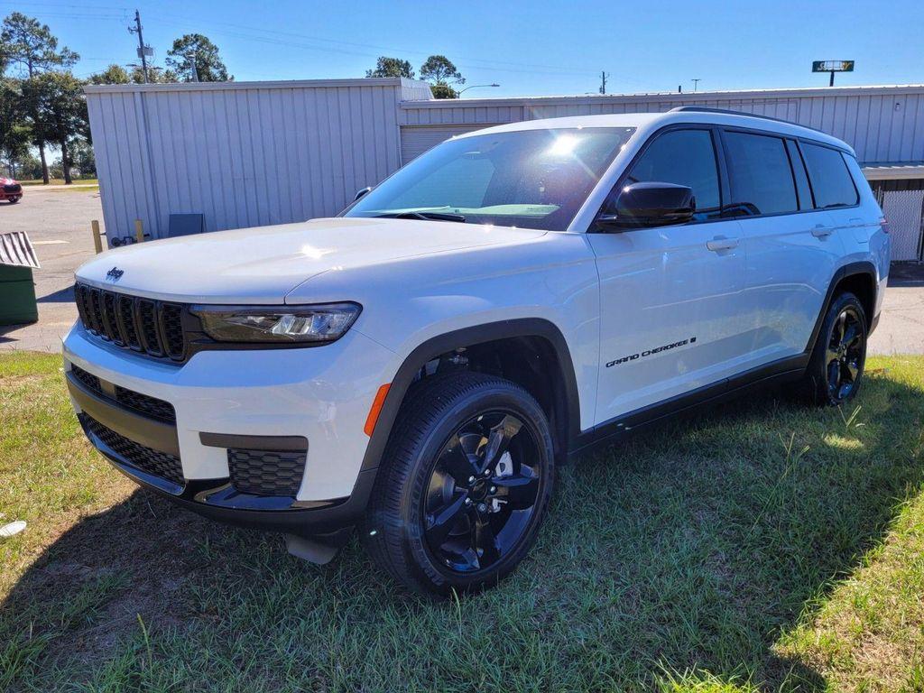 new 2025 Jeep Grand Cherokee L car, priced at $40,780