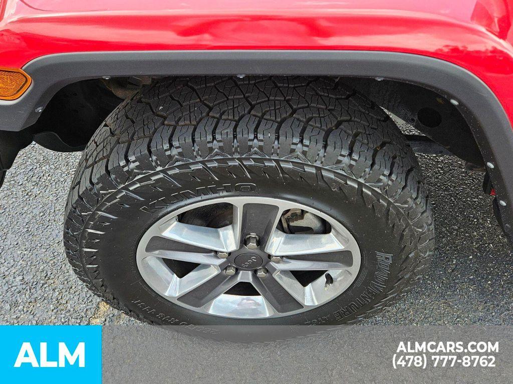 used 2021 Jeep Wrangler Unlimited car, priced at $28,770