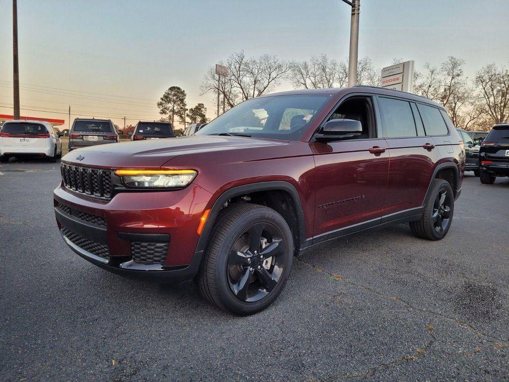 new 2025 Jeep Grand Cherokee L car, priced at $33,175