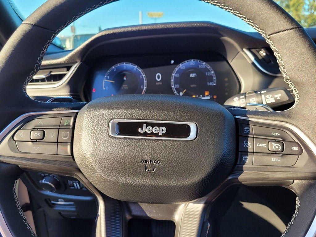 new 2025 Jeep Grand Cherokee car, priced at $36,455