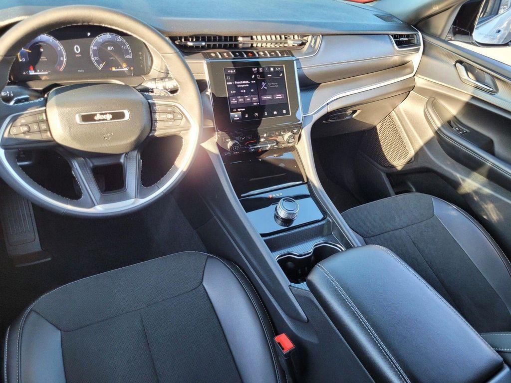 new 2025 Jeep Grand Cherokee car, priced at $36,455