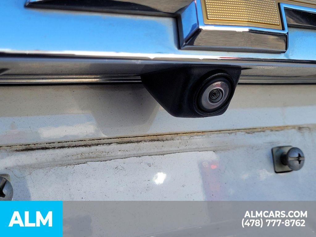 used 2021 Chevrolet Traverse car, priced at $24,920