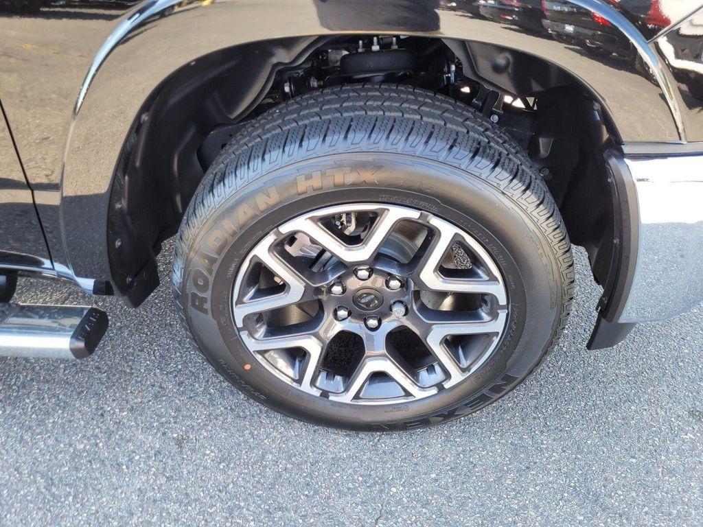 new 2025 Ram 1500 car, priced at $59,860